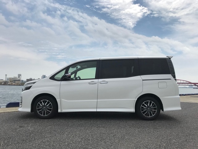 煌めきページです♡ ヴォクシー(2020年10月～2022年1月) ZS 煌Ⅲの車両情報